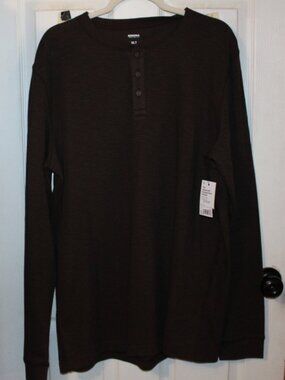 NWT Men's supersoft double knit Henley ,chocolate brown, XLT